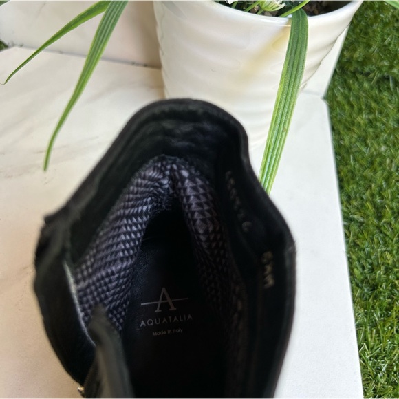 AQUATALIA Gabriele Black leather booties size 5.5 like New - Picture 5 of 11